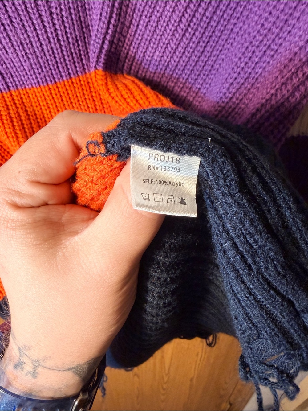 POL Distressed Halloween Colored V-Neck Sweater in Cream, Purple, Orange & Navy - Picture 4 of 5